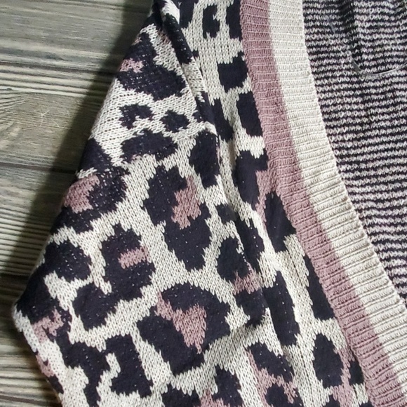 Leopard and Pink Cardigan - Picture 7 of 7